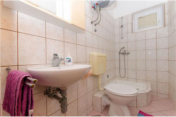 Apartment A1, for 8 persons