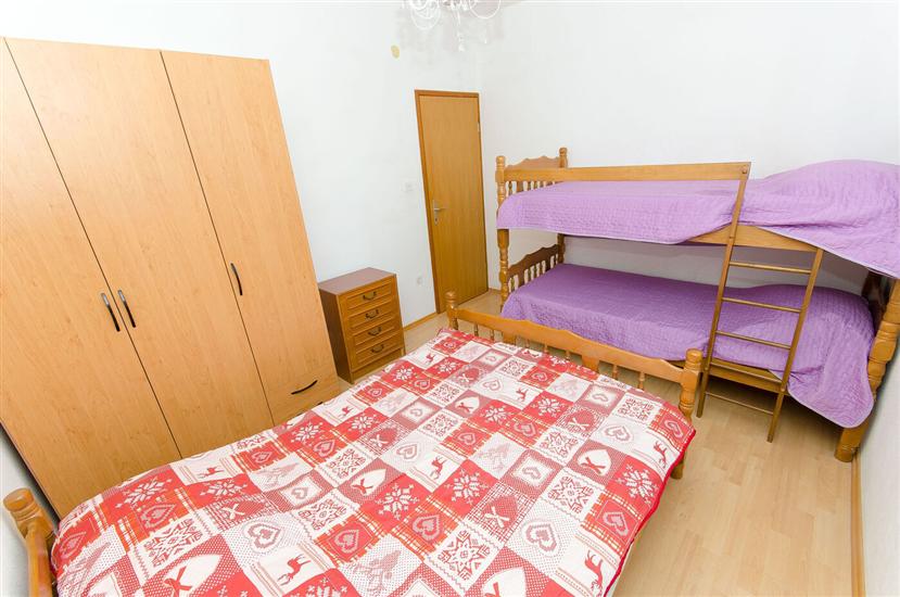 Apartment A1, for 8 persons