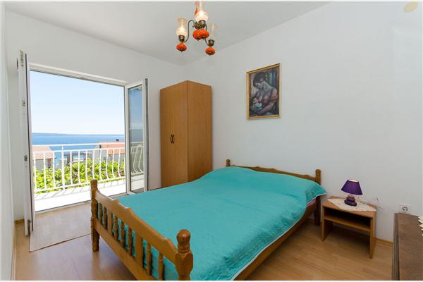 Apartment A1, for 8 persons