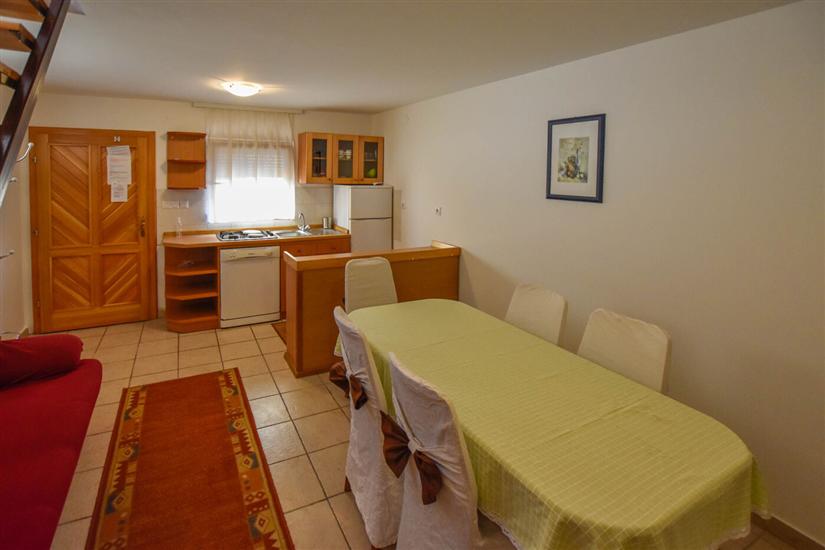 Apartment A4, for 5 persons