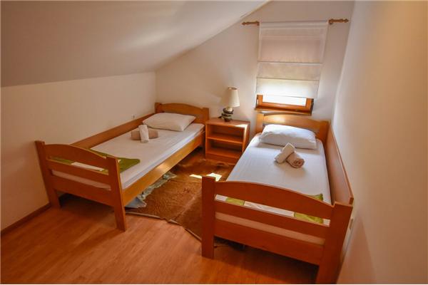 Apartment A4, for 5 persons