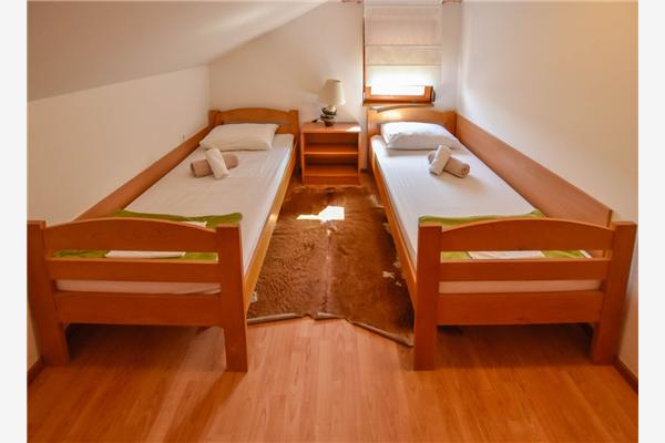 Apartment A4, for 5 persons