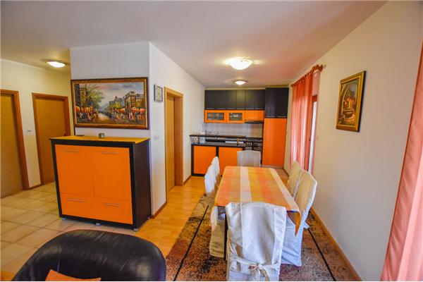 Apartment A3, for 6 persons