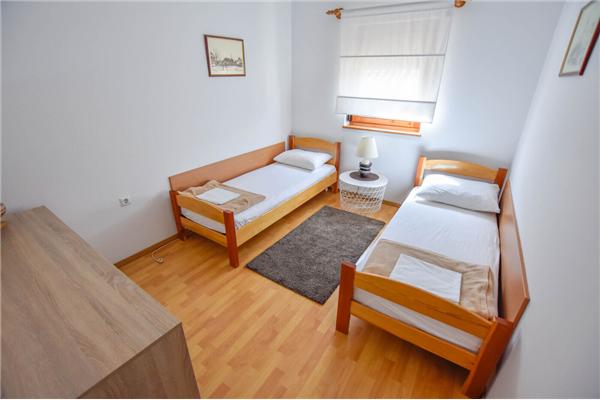 Apartment A3, for 6 persons