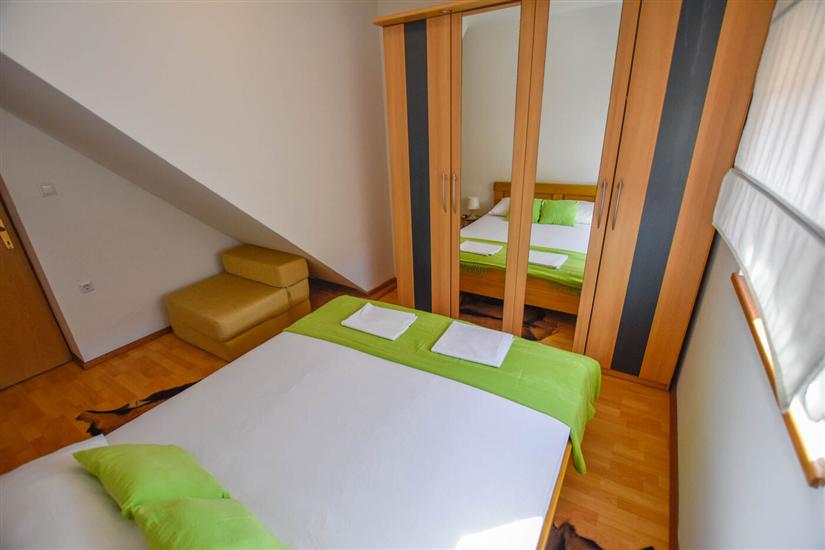 Apartment A3, for 6 persons