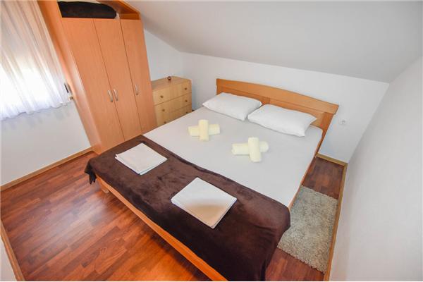 Apartment A2, for 4 persons