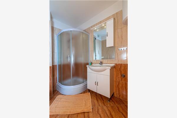 Apartment A4, for 4 persons