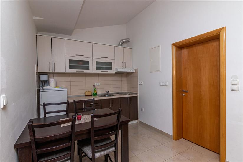 Apartment A4, for 4 persons