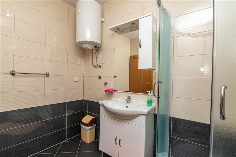 Apartment A7, for 4 persons