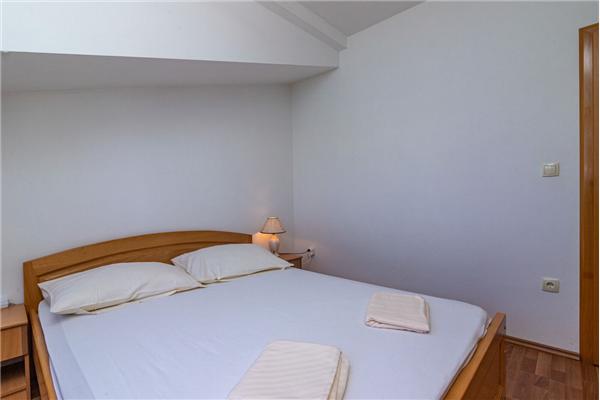 Apartment A8, for 4 persons