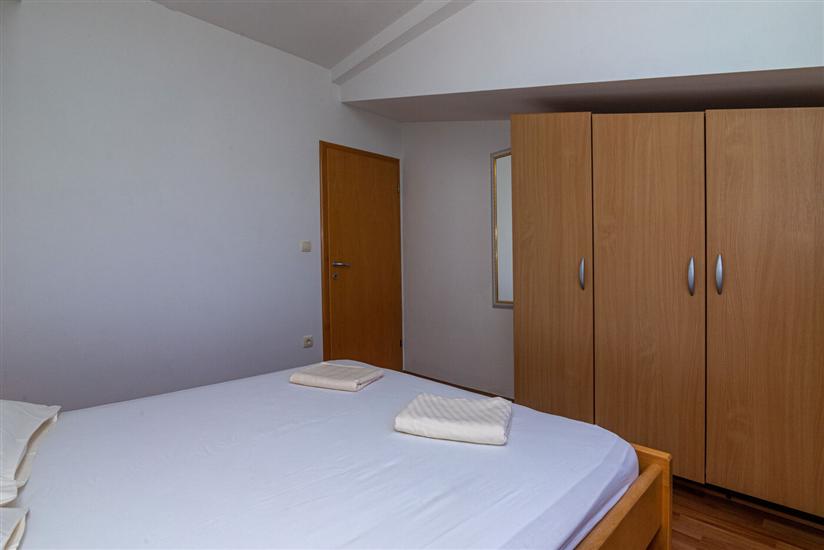 Apartment A8, for 4 persons