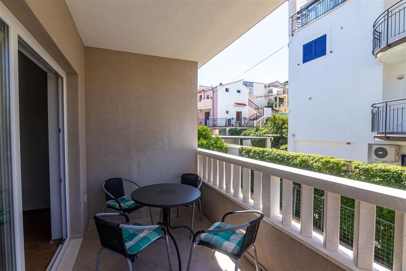 Apartment A7, for 4 persons