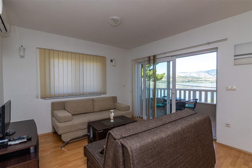 Apartment A6, for 4 persons