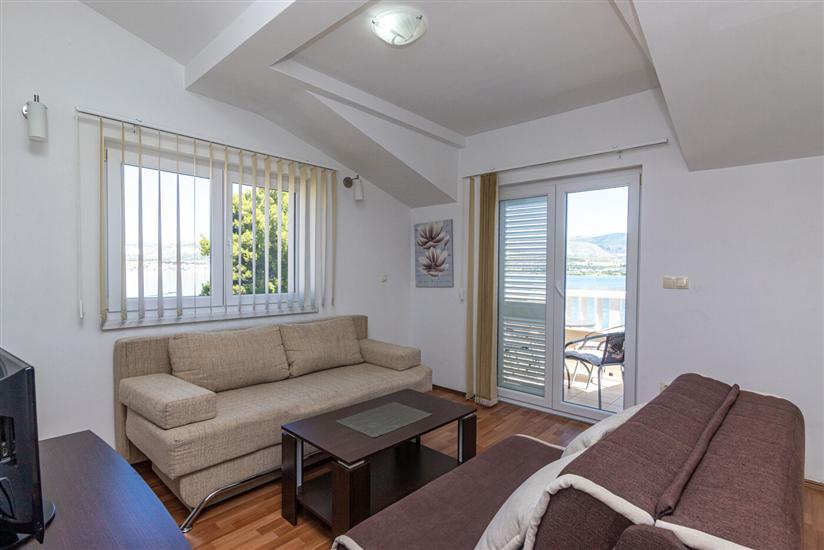 Apartment A8, for 4 persons