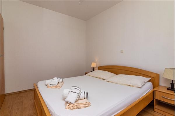 Apartment A7, for 4 persons