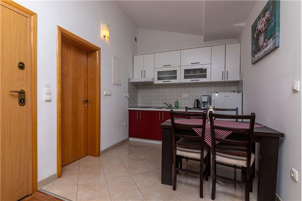 Apartment A9, for 4 persons