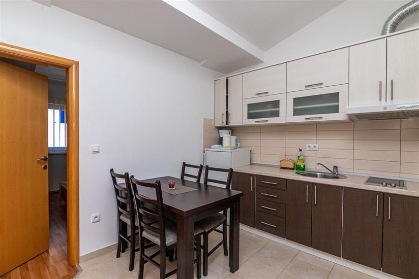 Apartment A4, for 4 persons