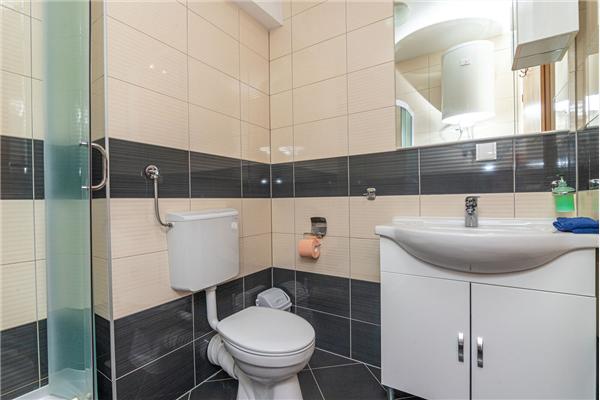 Apartment A5, for 6 persons