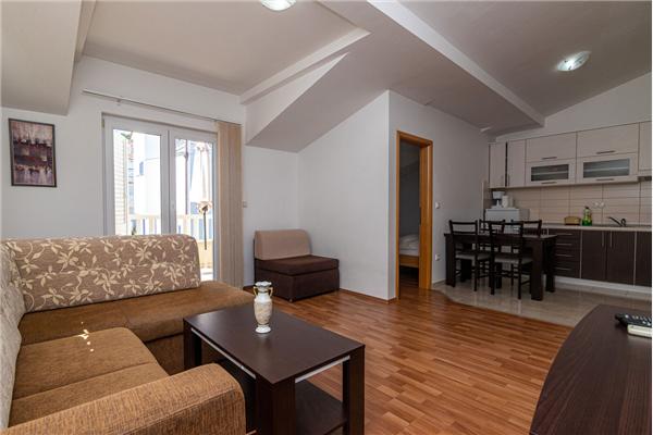 Apartment A4, for 4 persons