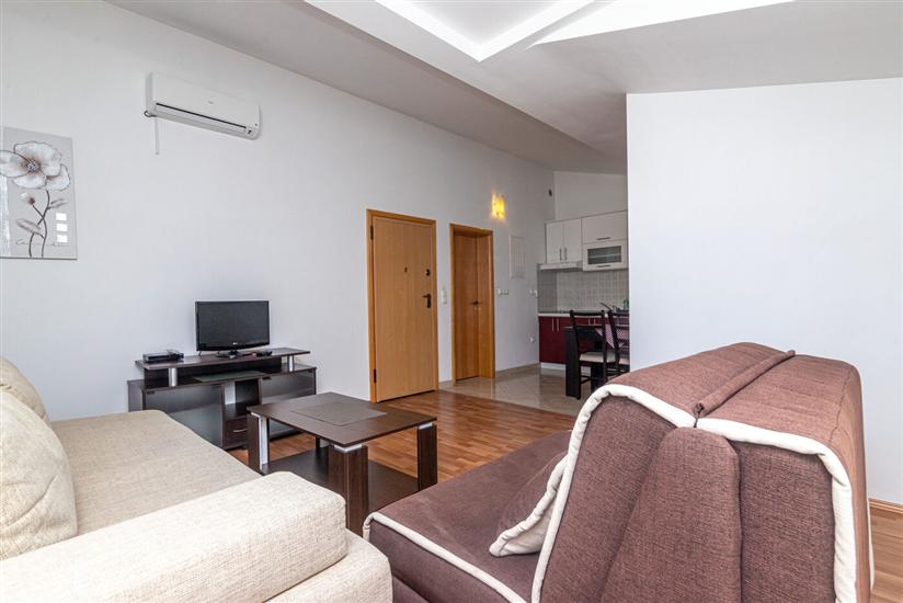 Apartment A9, for 4 persons