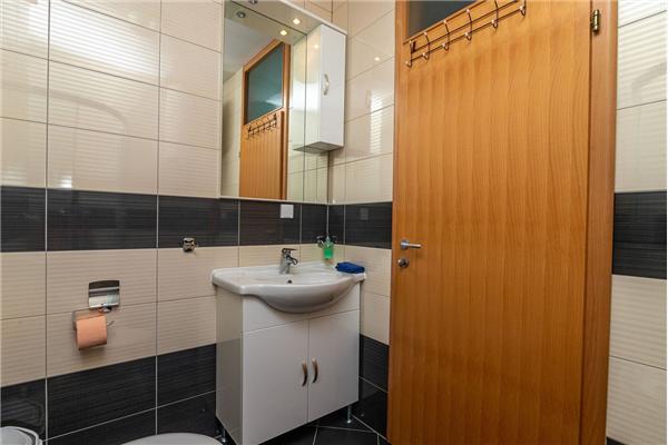 Apartment A5, for 6 persons