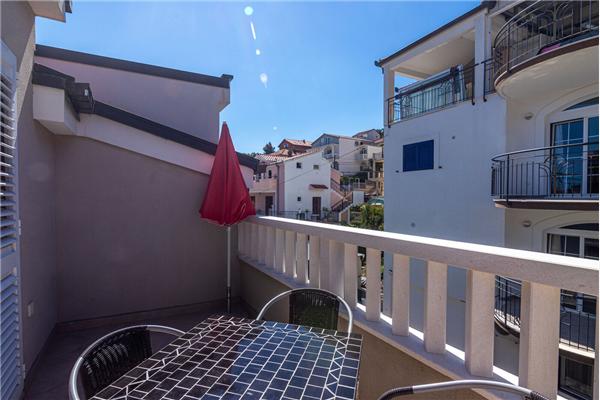 Apartment A9, for 4 persons