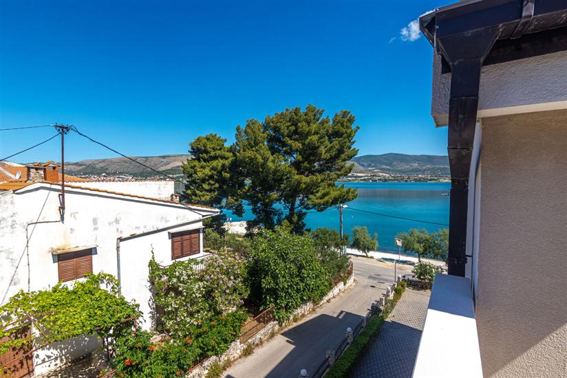 Apartment A9, for 4 persons