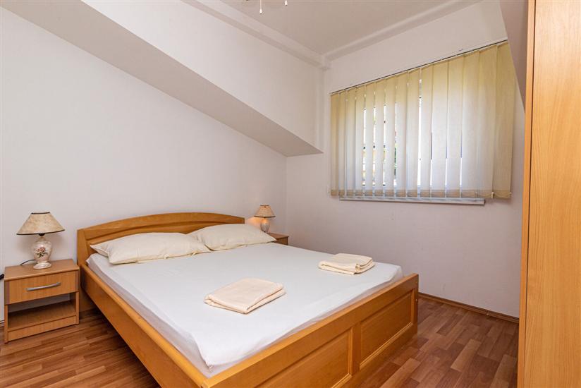 Apartment A9, for 4 persons