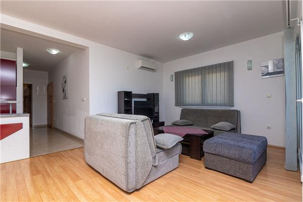 Apartment A5, for 6 persons
