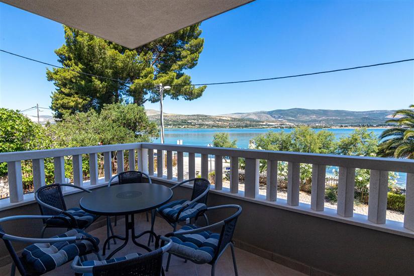 Apartment A5, for 6 persons