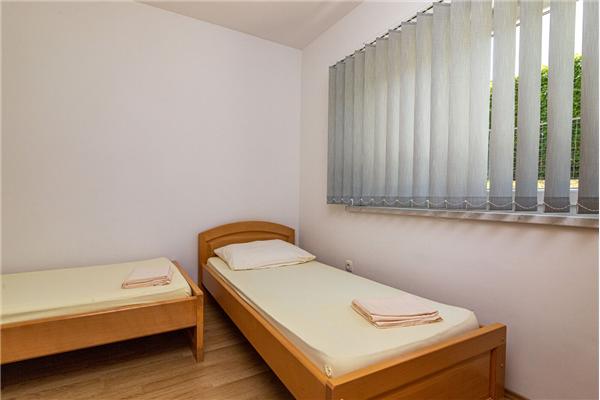 Apartment A5, for 6 persons