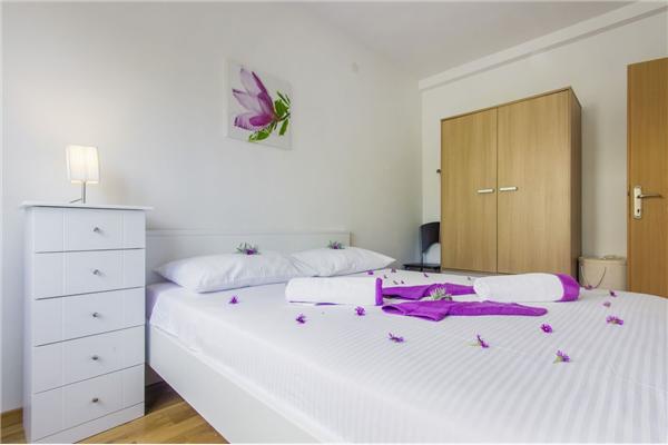 Apartment A2, for 4 persons