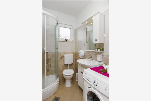 Apartment A4, for 4 persons