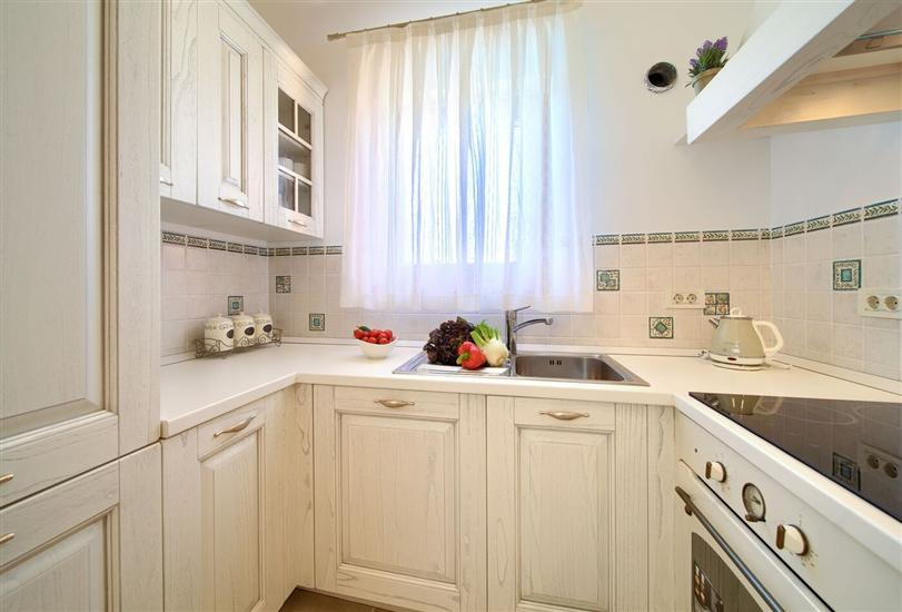 House K1, for 8 persons