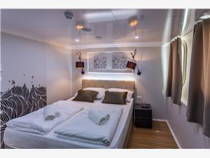 Double-cabin-french-bed