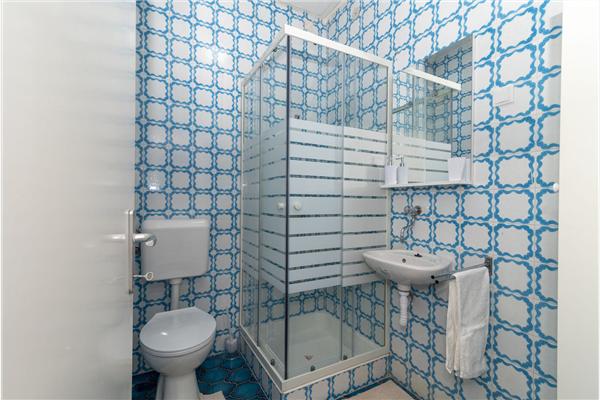 Apartment A1, for 5 persons