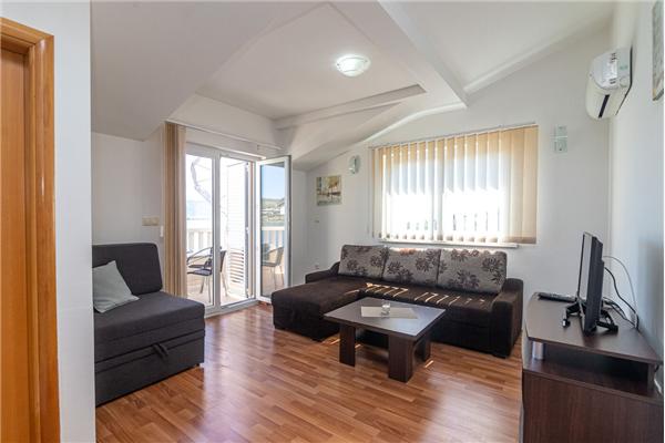 Apartment A1, for 4 persons