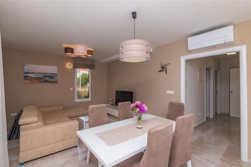 Apartment A2, for 4 persons