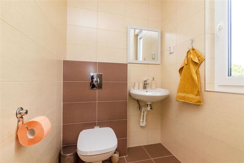 Hiša K1, na 6 osebe