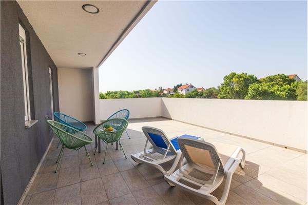 Hiša K1, na 6 osebe