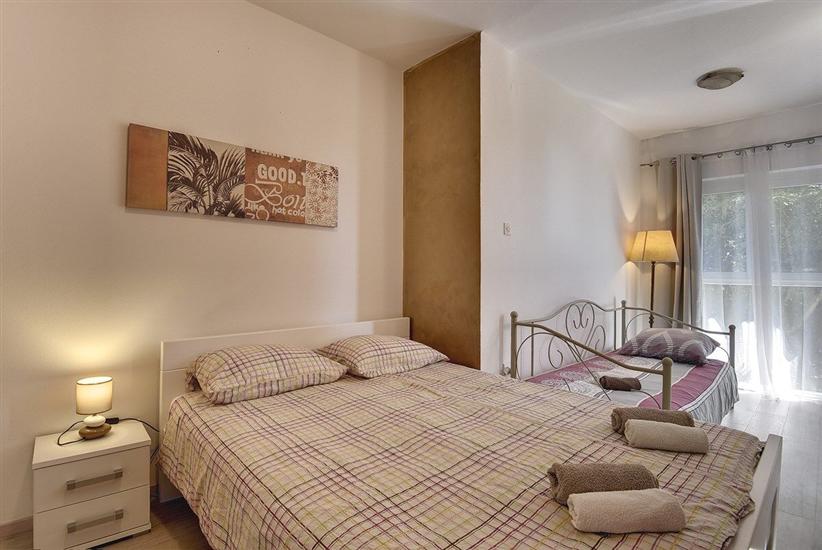 House K1, for 10 persons