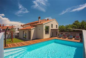 House - Krnica (Pula)