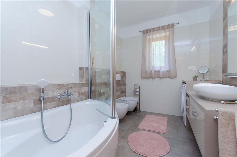 House K1, for 7 persons