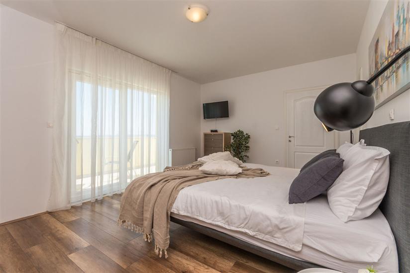 House K1, for 9 persons