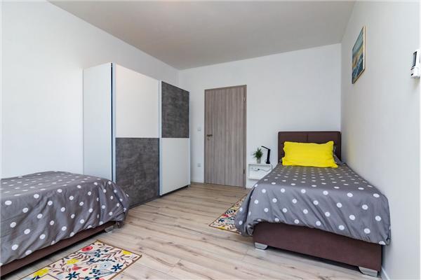 Hiša K1, na 6 osebe