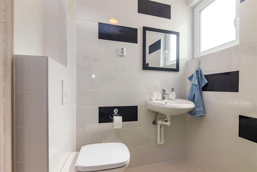 Hiša K1, na 6 osebe