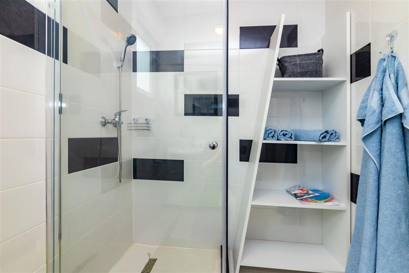 Hiša K1, na 6 osebe