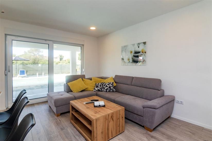 Hiša K1, na 6 osebe