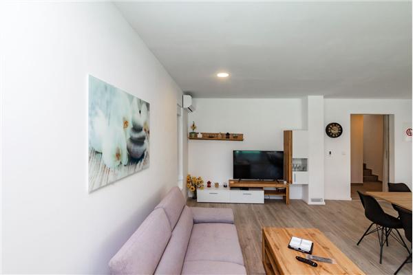 Hiša K1, na 6 osebe