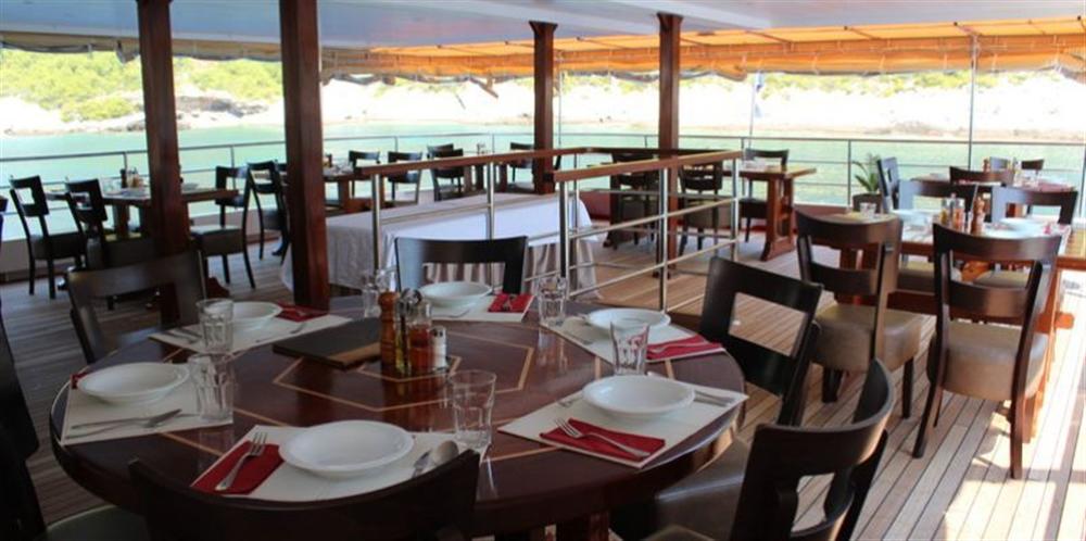 Princess-Eleganza-deck-restaurant-002